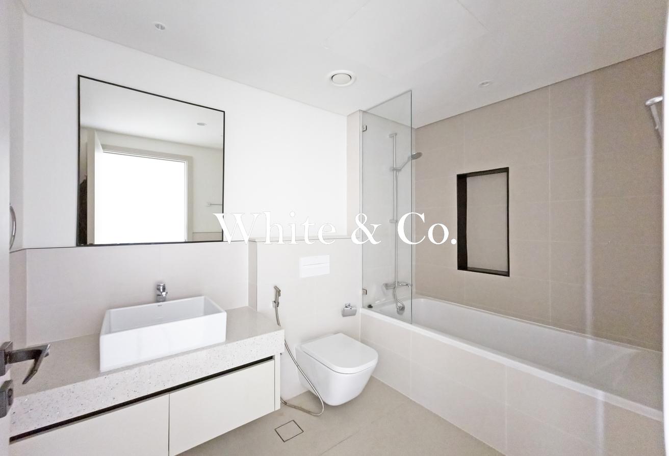 Full Palm Views | High Floor | Vacant Now photo 12