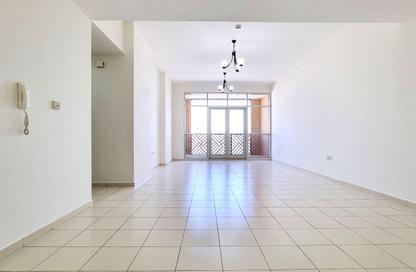 Apartment - 2 Bedrooms - 3 Bathrooms for rent in Al Garhoud - Dubai