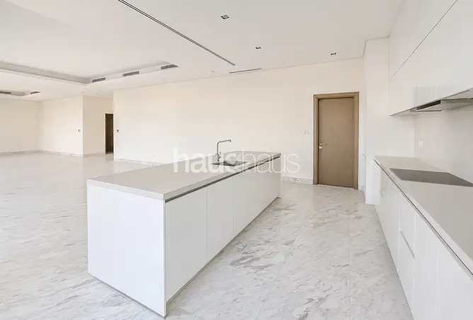 155509608 - Property Image 3