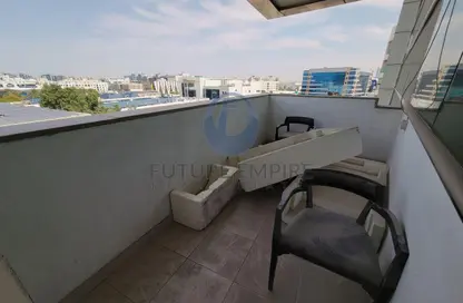 Office Space - 4 Bedrooms - 1 Bathroom for rent in Al Karama - Dubai
