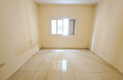 Apartment - 1 Bedroom - 2 Bathrooms for rent in Hajar Building - Muwaileh Commercial - Sharjah