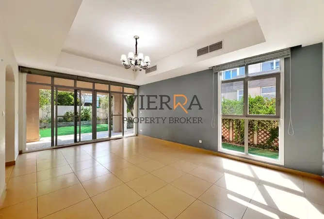 152815013 - Property Image 2