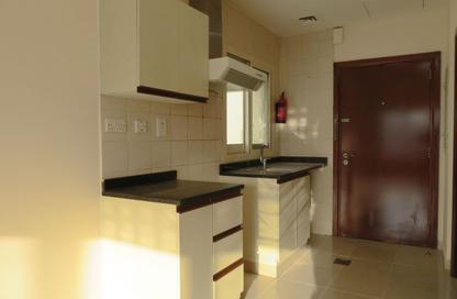 Apartment - Studio - 1 for rent in Al Muteena - Deira - Dubai