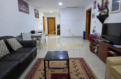 Apartment - 1 - 2 for rent in Al Mankhool - Bur Dubai - Dubai