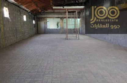 مستودع - استوديو - 1 حمام للايجار في أم الثعوب - أم القيوين