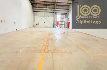 مستودع - استوديو - 1 حمام للايجار في أم الثعوب - أم القيوين