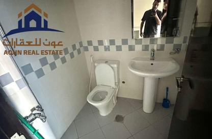 شقة - غرفة نوم - 2 حمامات للايجار في برج الحفيت - شارع التعاون - التعاون - الشارقة