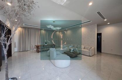 Villa - 6 - 7 for rent in Umm Suqeim 1 - Umm Suqeim - Dubai