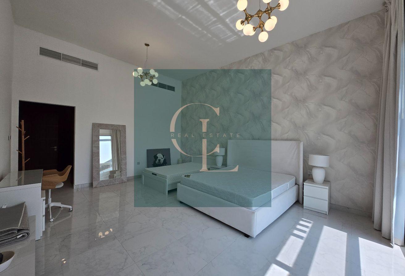 6 BR Villa with Private Pool in Umm Suqeim photo 7