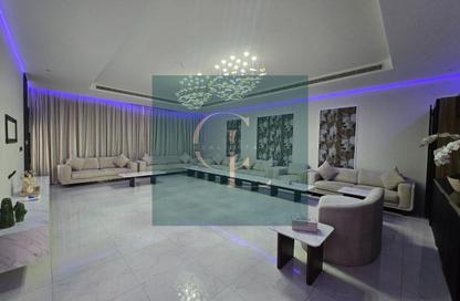 Villa - 6 - 7 for rent in Umm Suqeim 1 - Umm Suqeim - Dubai