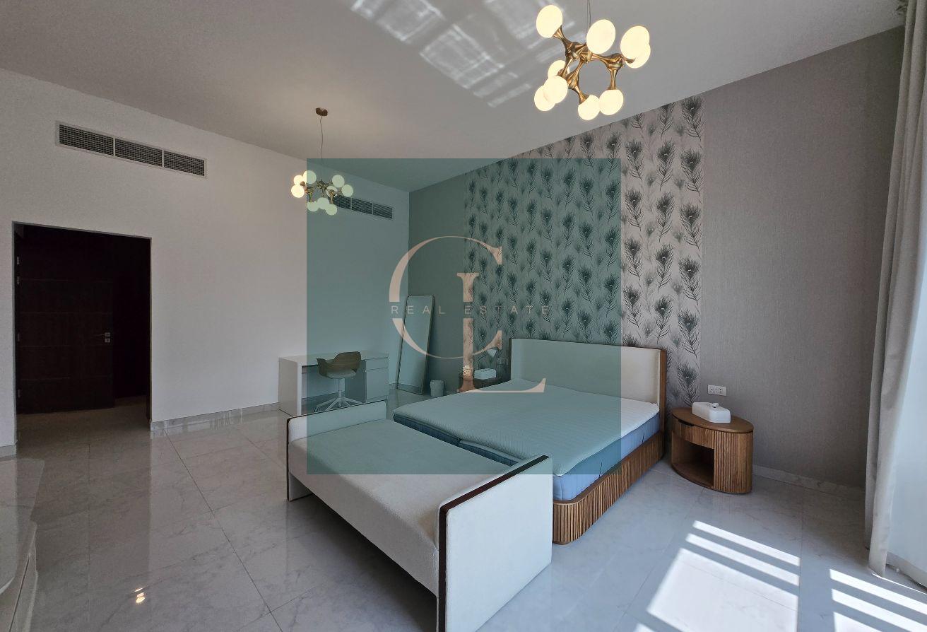6 BR Villa with Private Pool in Umm Suqeim photo 19