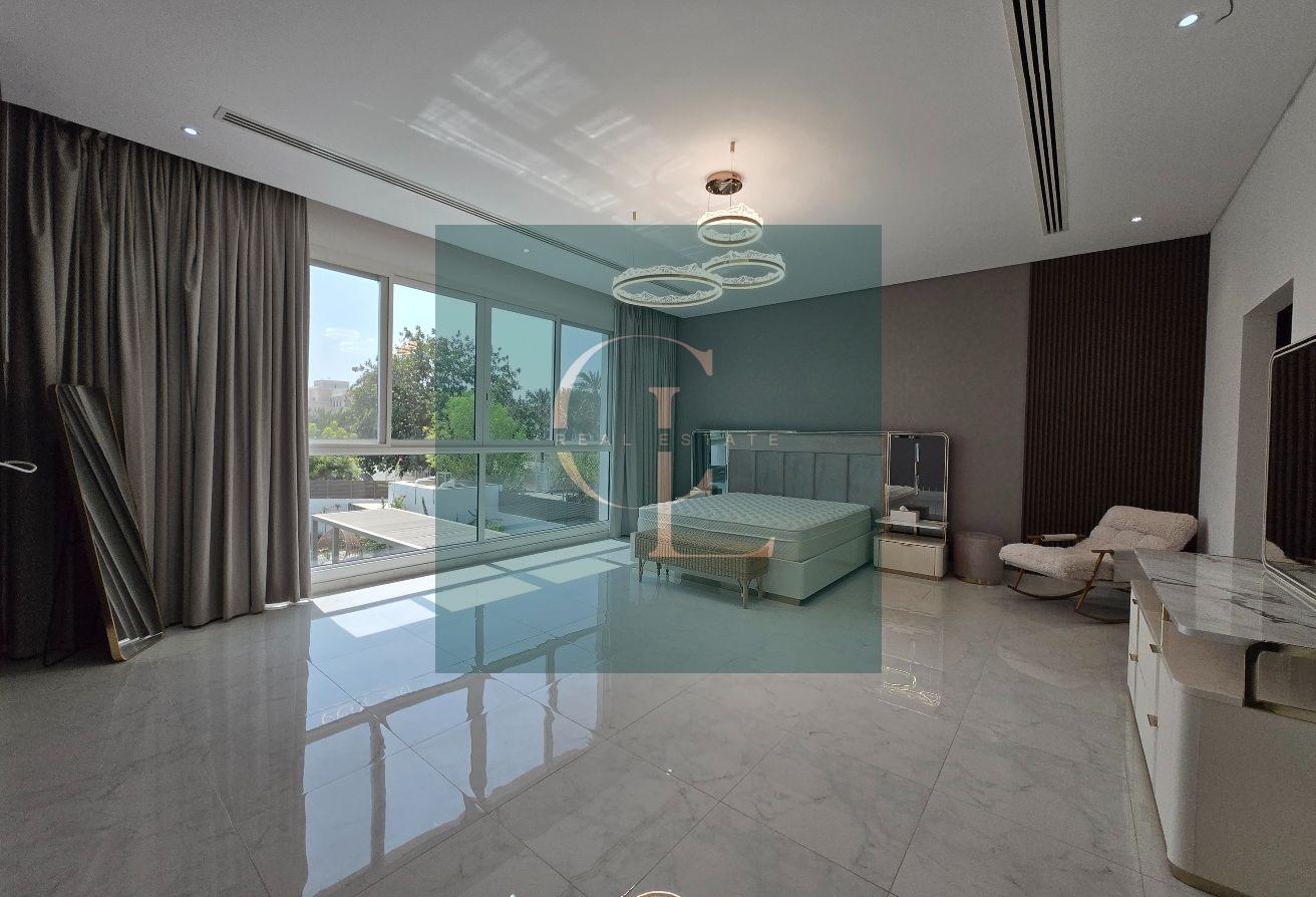 6 BR Villa with Private Pool in Umm Suqeim photo 26
