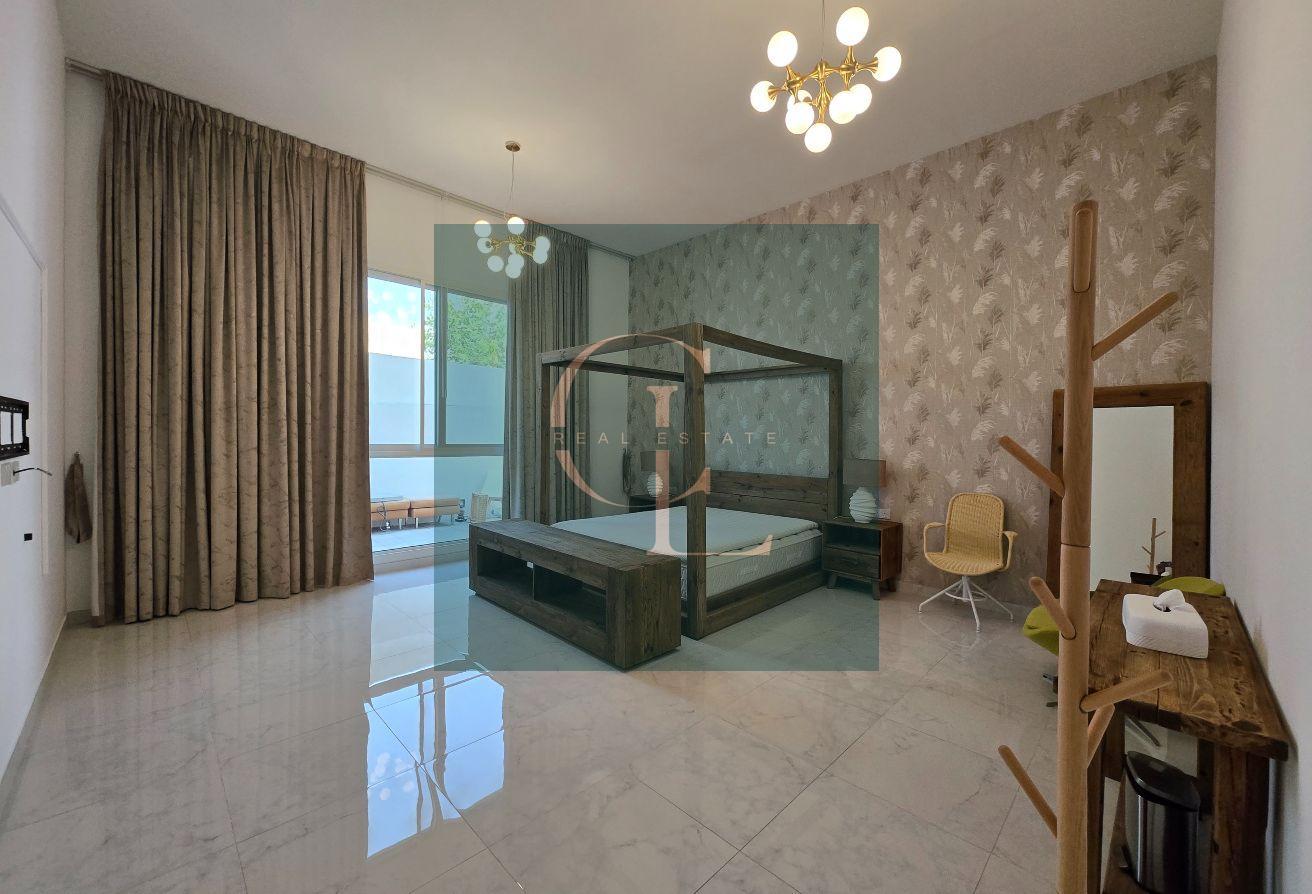 6 BR Villa with Private Pool in Umm Suqeim photo 10