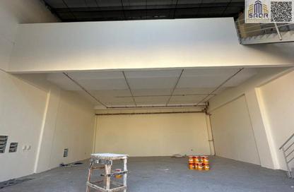 Warehouse - Studio - 1 Bathroom for rent in Al Jurf Industrial 2 - Al Jurf Industrial - Ajman Warehouse - Studio - 1 Bathroom for rent in Al Jurf Industrial 2 - Al Jurf Industrial - Ajman