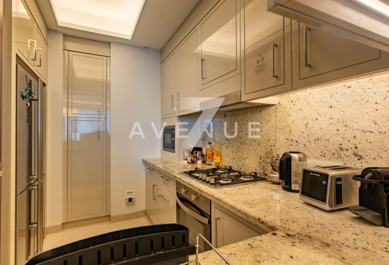Fully Furnished I Mid Floor I Ready To Move photo 14