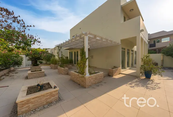 156018093 - Property Image 3