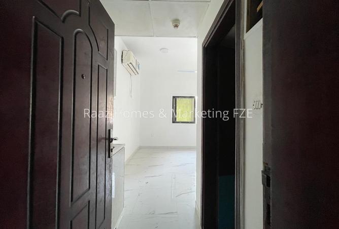 Studio Apartment in Northern Emirates with 2 Parking