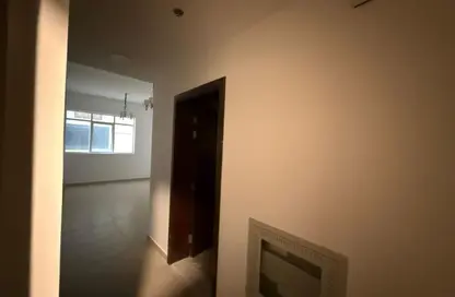 شقة - غرفة نوم - 2 حمامات للايجار في قرية الاميرة - الياسمين - عجمان