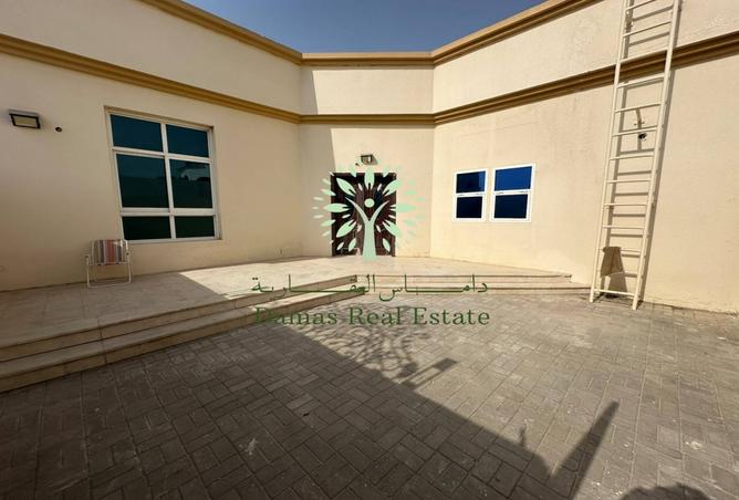 130211882 - Property Main Image