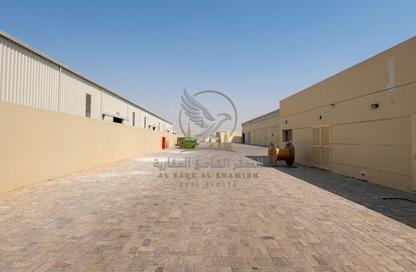 Warehouse - Studio - 7+ Bathrooms for rent in Al Jlail - Al Sajaa - Sharjah