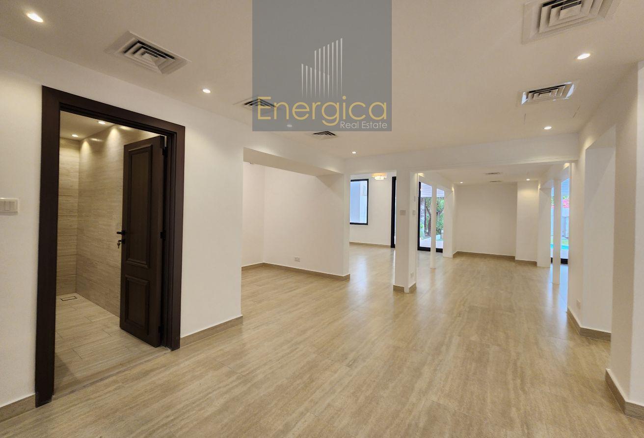 Fully Renovated 4BR Villa| Private Pool | Driver R photo 13