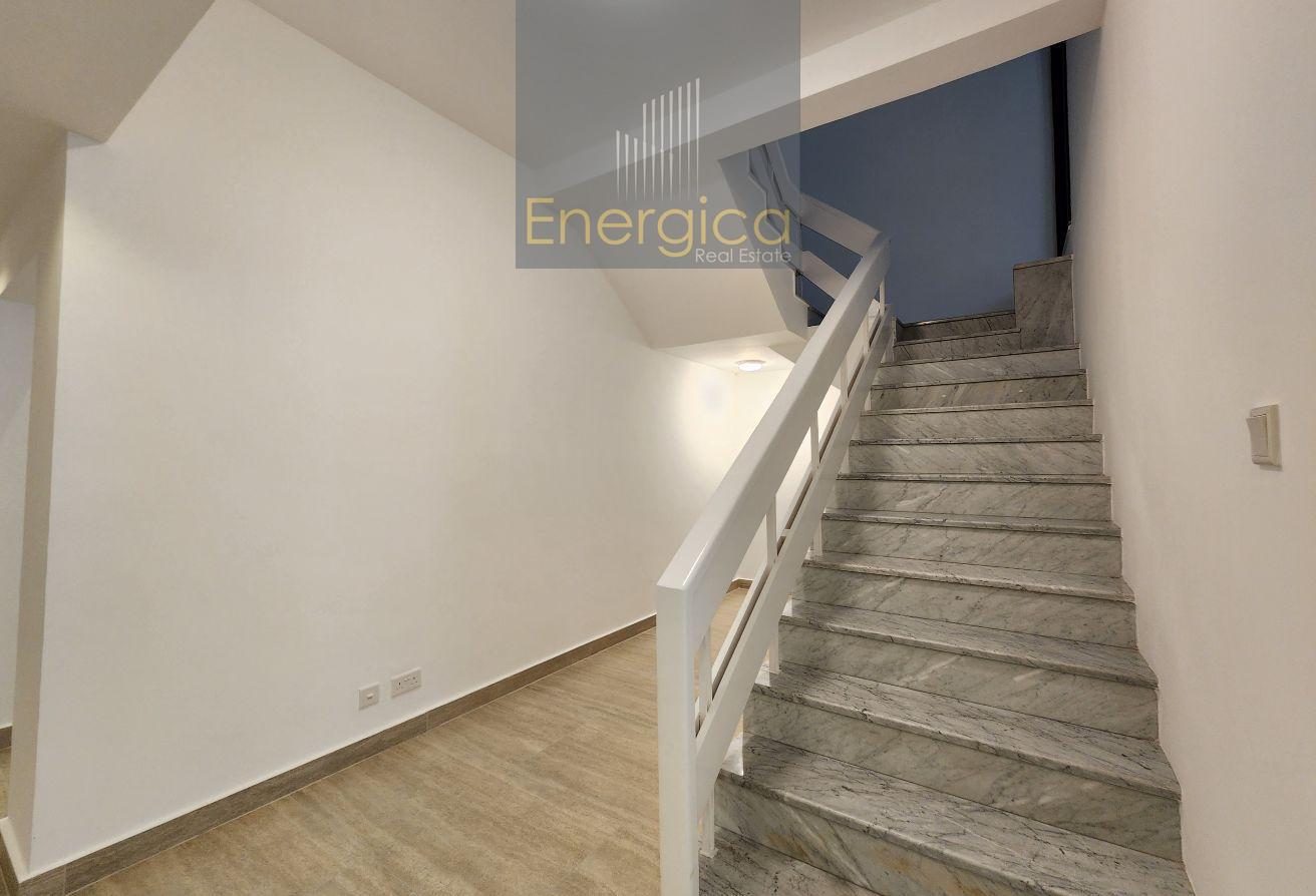 Fully Renovated 4BR Villa| Private Pool | Driver R photo 14
