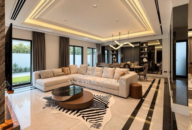 Fully Renovated | Modern | Luxury Furniture