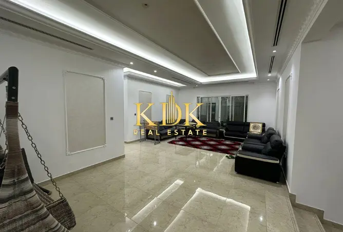 129745037 - Property Image 2