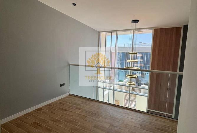 74245818 - Property Image 3