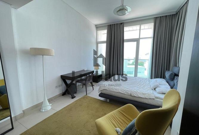 98704755 - Property Main Image