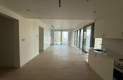Apartment - 1 Bedroom - 2 Bathrooms for rent in Boulevard Point - Downtown Dubai - Dubai