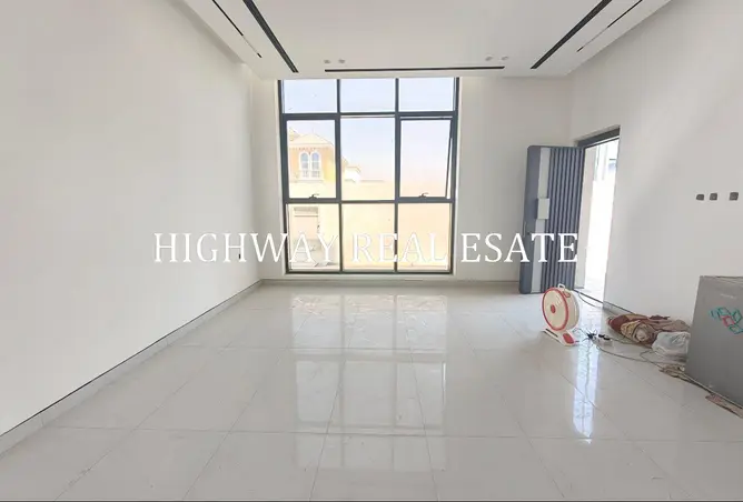 152830312 - Property Image 3