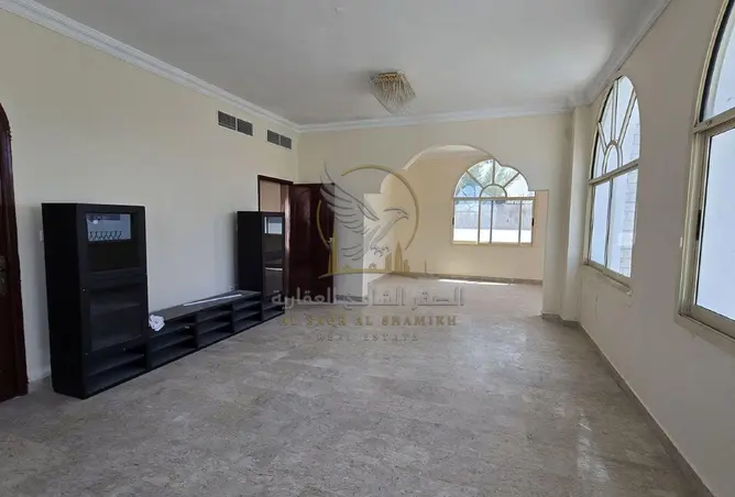 160977997 - Property Image 3