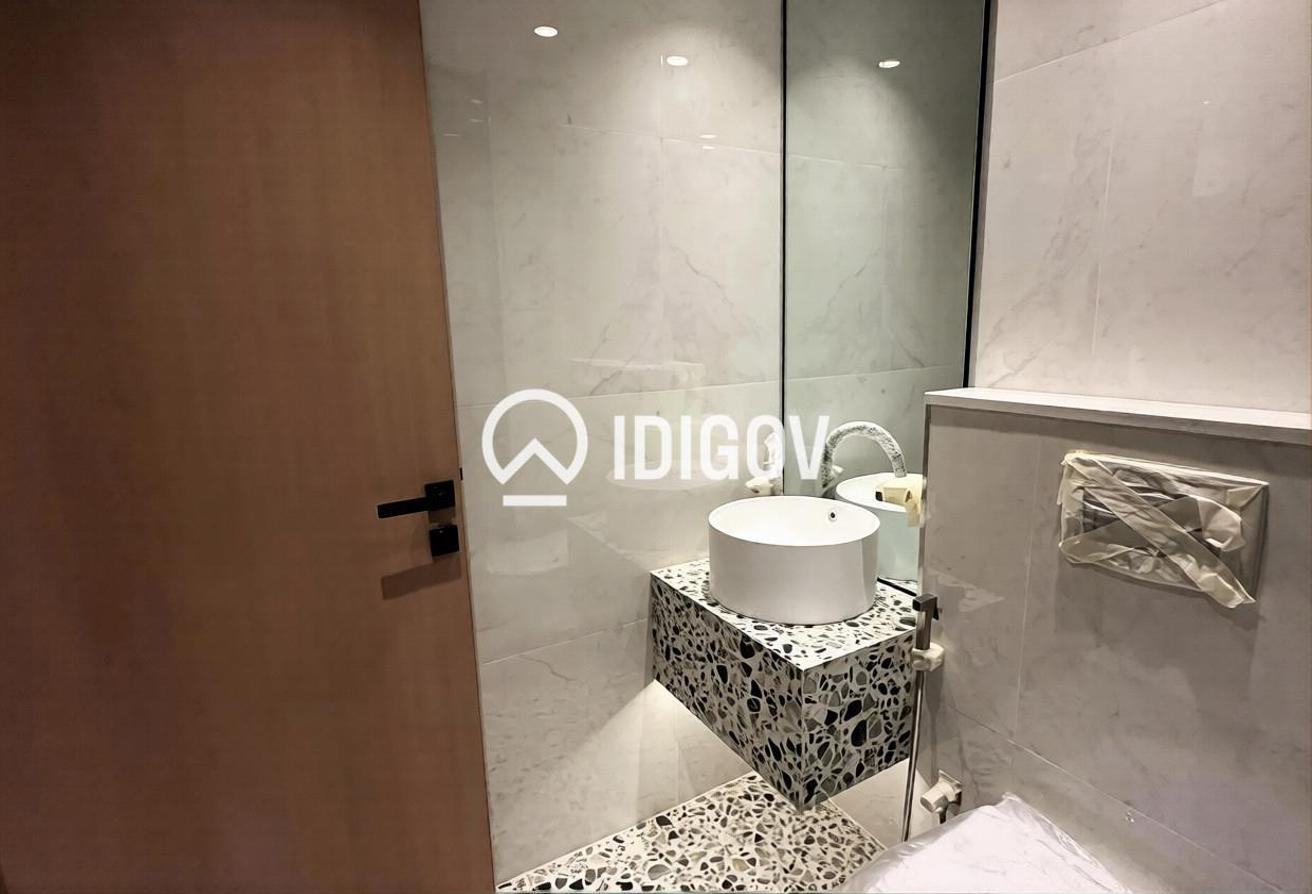Mid Floor | Contemporary Studio | Prime Location photo 10