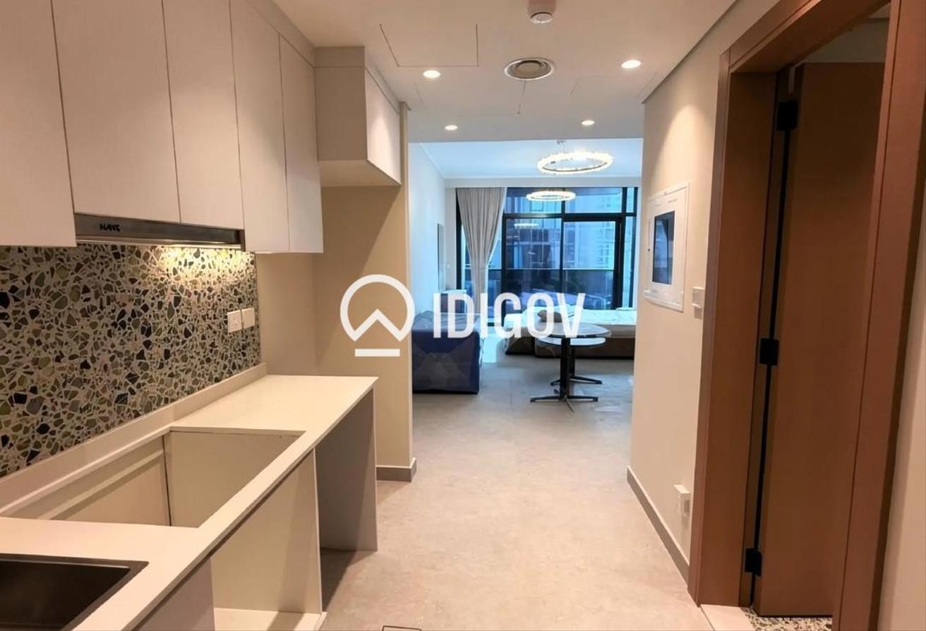 Mid Floor | Contemporary Studio | Prime Location photo 2