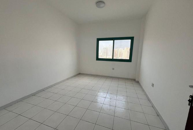 16203000 - Property Image 3