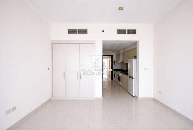 77375867 - Property Image 3