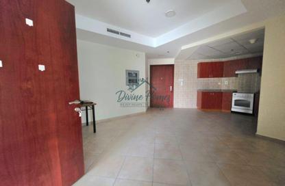 Apartment - 1 Bedroom - 2 Bathrooms for rent in New Dubai Gate 2 - JLT Cluster A - Jumeirah Lake Towers - Dubai