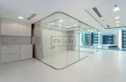 Office Space - Studio for sale in The Binary Tower - Business Bay - Dubai
