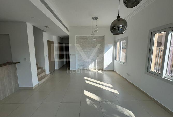 105111114 - Property Image 3