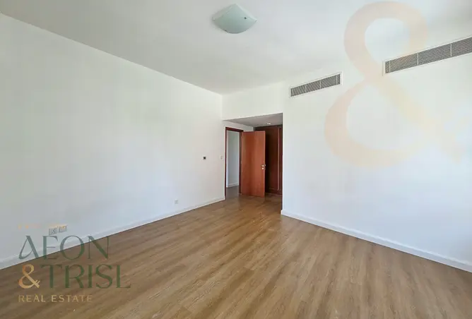 156920307 - Property Image 2
