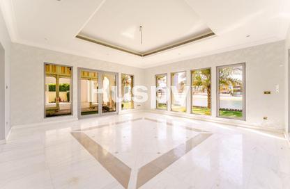 Villa - 6 Bedrooms - 7+ Bathrooms for sale in Signature Villas Frond M - Signature Villas - Palm Jumeirah - Dubai