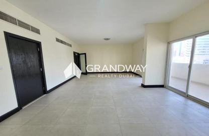 Apartment - 3 - 3 for rent in Maktoum Road Building - Riggat Al Buteen - Deira - Dubai Apartment - 3 - 3 for rent in Maktoum Road Building - Riggat Al Buteen - Deira - Dubai