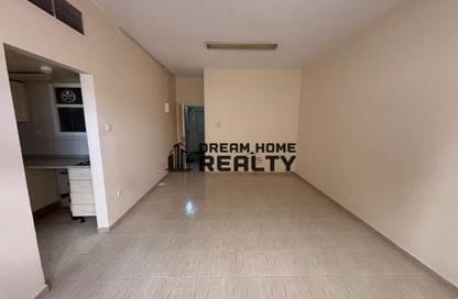 Apartment - Studio - 1 Bathroom for rent in Al Majaz 3 - Al Majaz - Sharjah Apartment - Studio - 1 Bathroom for rent in Al Majaz 3 - Al Majaz - Sharjah