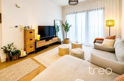Apartment - 1 Bedroom - 1 Bathroom for sale in Hayat Boulevard 1B - Hayat Boulevard 1 - Hayat Boulevard - Town Square - Dubai
