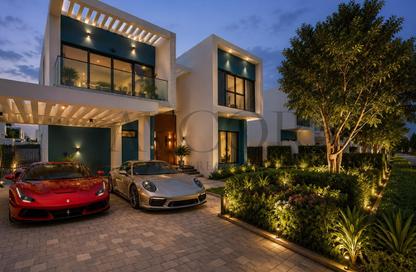 Villa - 6 Bedrooms - 7 Bathrooms for sale in Venice - Damac Lagoons - Dubai
