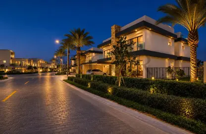 Villa - 6 Bedrooms - 7 Bathrooms for sale in Venice - Damac Lagoons - Dubai