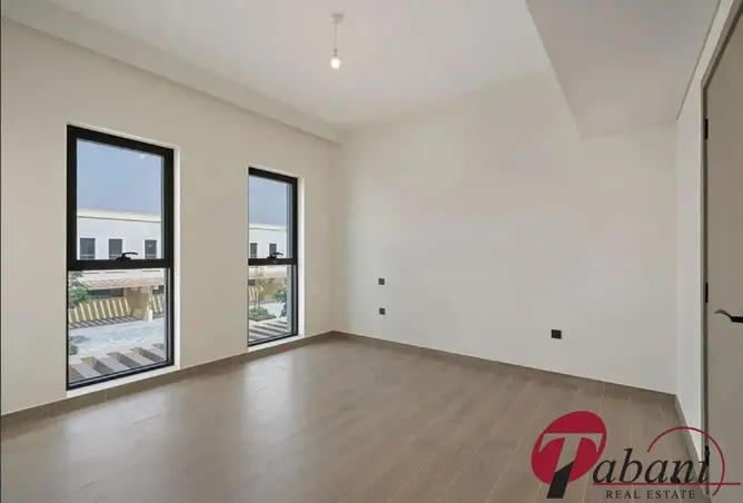 145962797 - Property Image 2