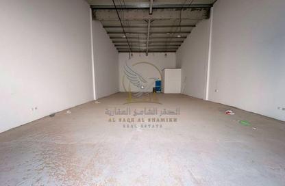 Warehouse - Studio - 1 for rent in Al Sajaa S - Al Sajaa - Sharjah