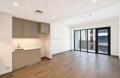 Apartment - 1 - 1 for rent in Lotus at Creek Beach Building 4 - Lotus at Creek Beach - Creek Beach - Dubai Creek Harbour (The Lagoons) - Dubai